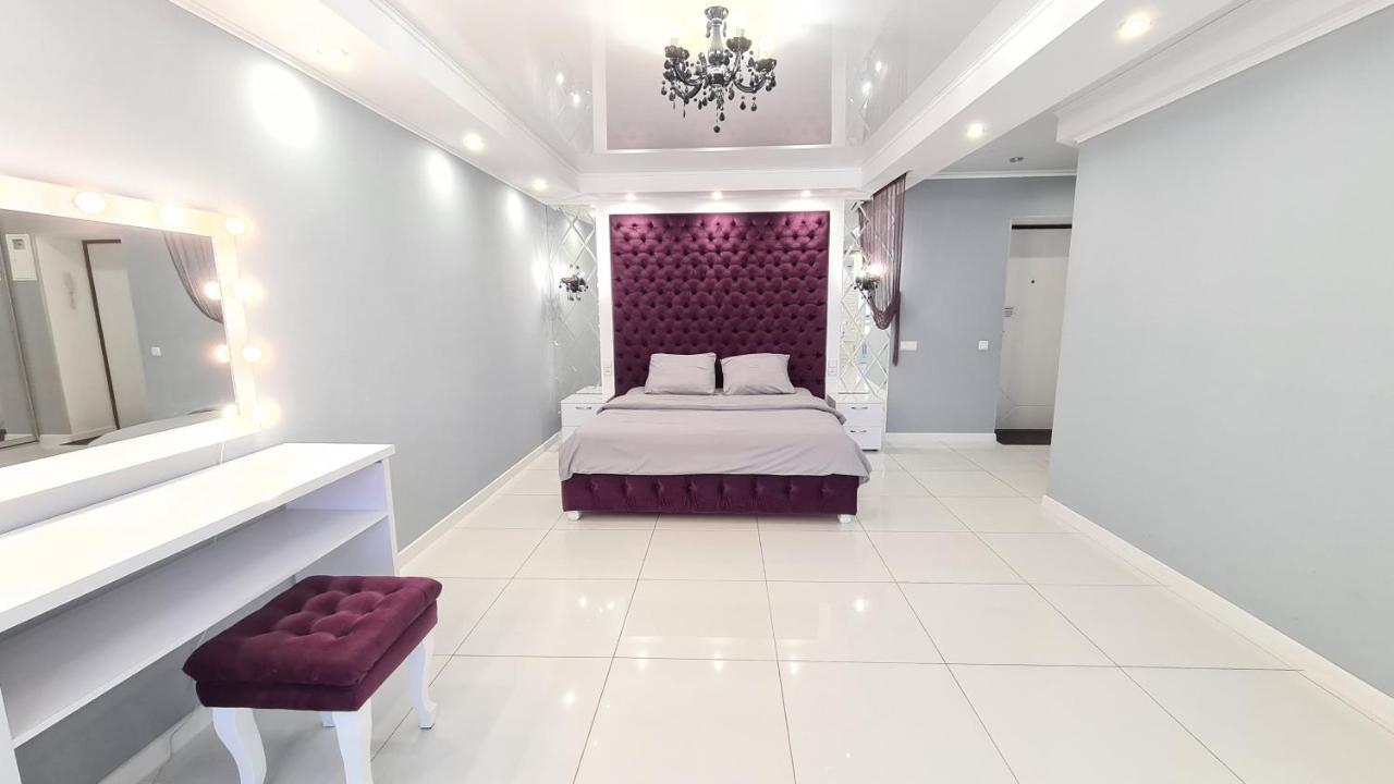 Apartaments On Prospekt Mira 35 Krivoy Rog Ngoại thất bức ảnh
