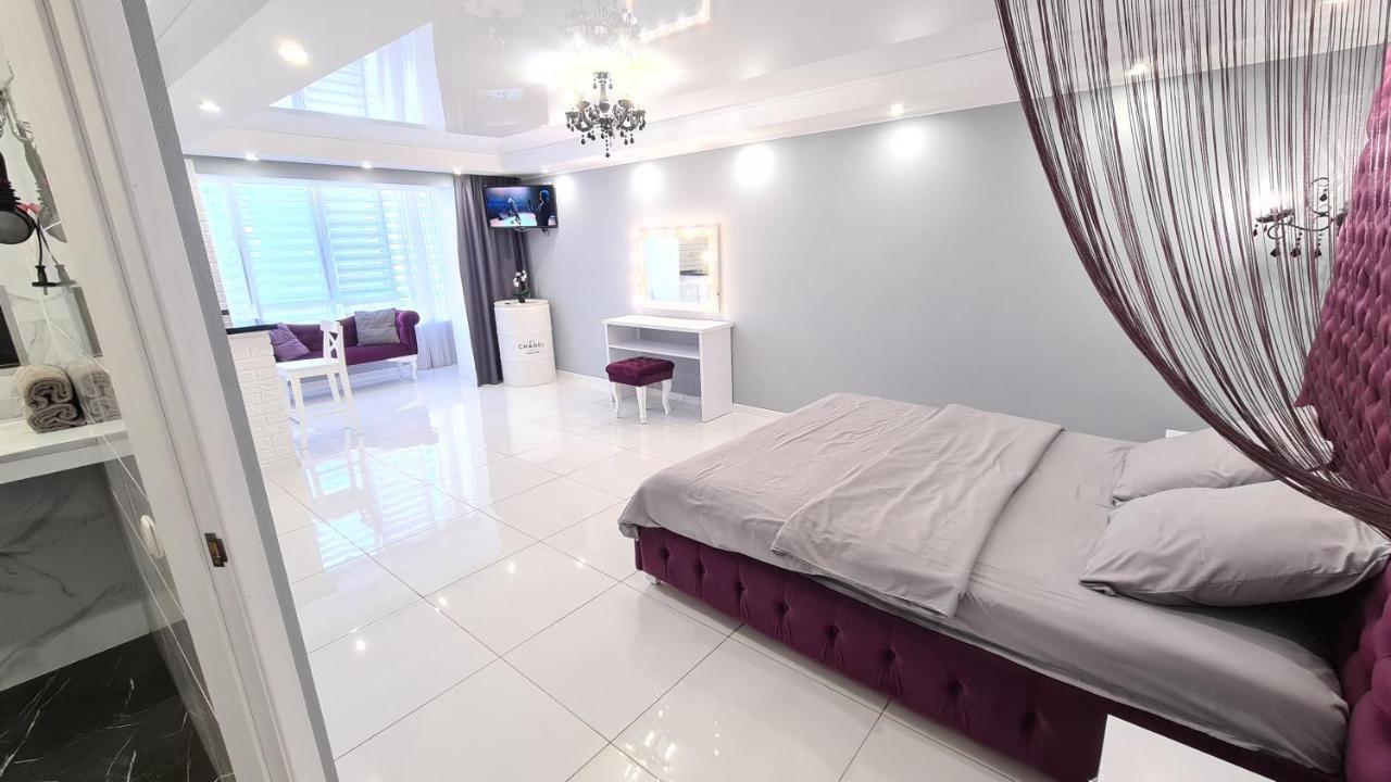 Apartaments On Prospekt Mira 35 Krivoy Rog Ngoại thất bức ảnh