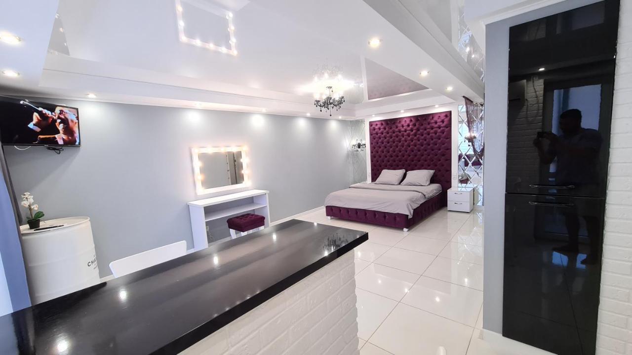 Apartaments On Prospekt Mira 35 Krivoy Rog Ngoại thất bức ảnh