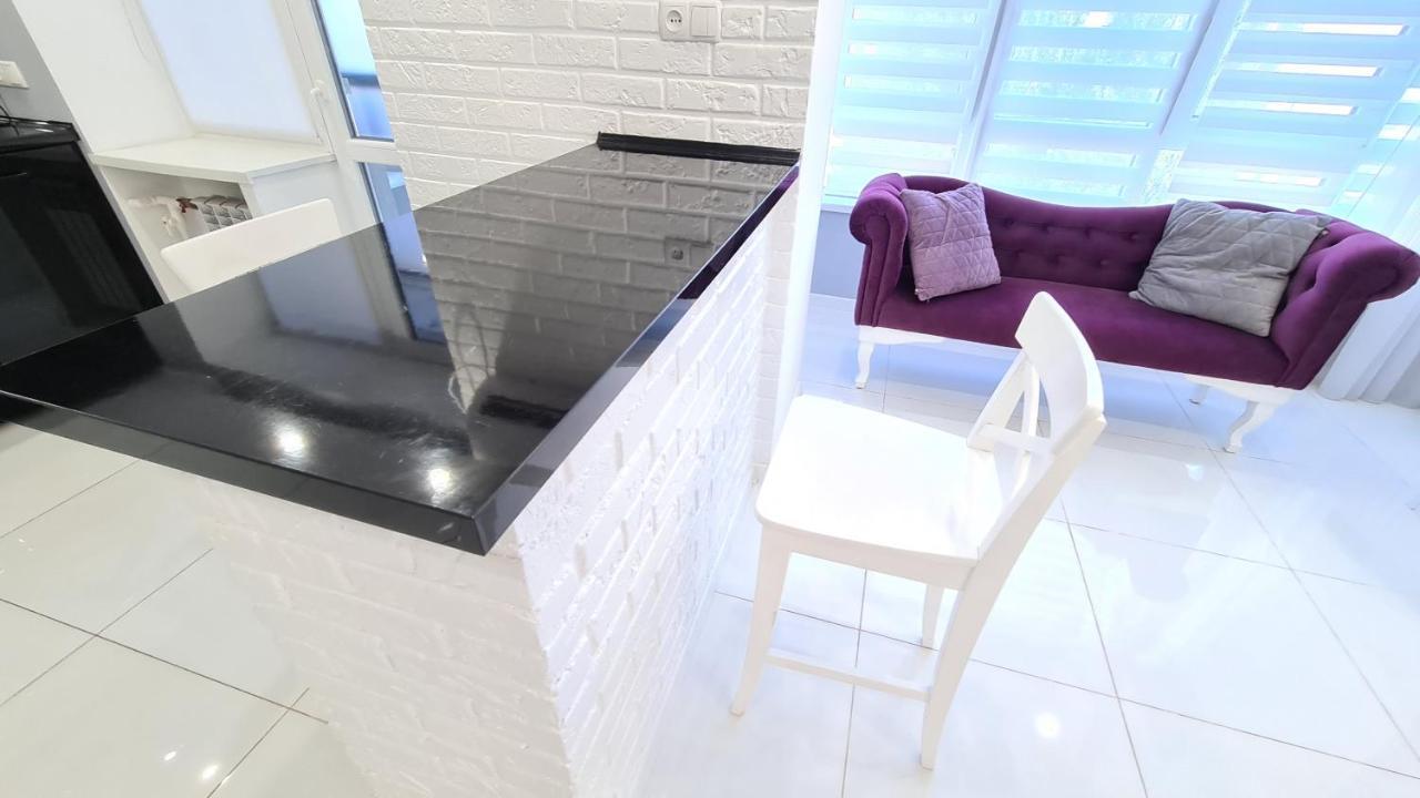Apartaments On Prospekt Mira 35 Krivoy Rog Ngoại thất bức ảnh