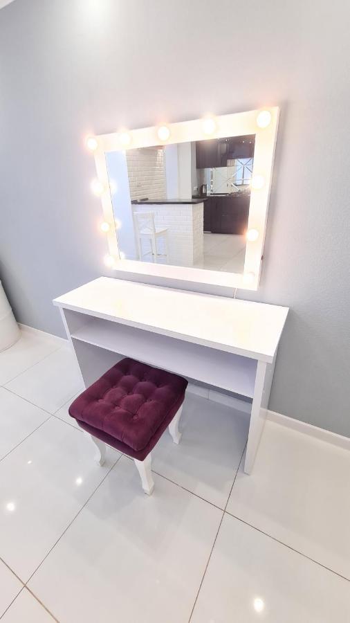 Apartaments On Prospekt Mira 35 Krivoy Rog Ngoại thất bức ảnh