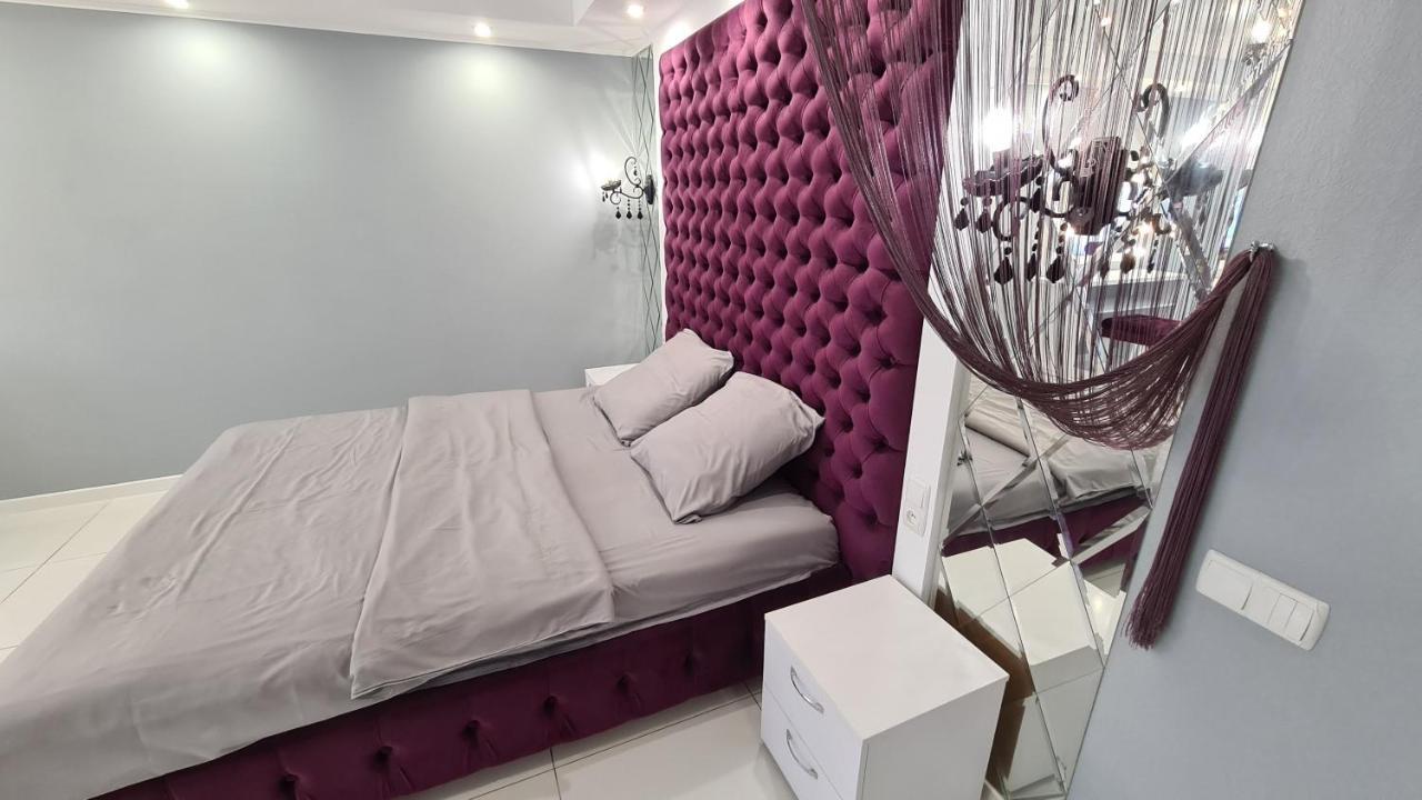 Apartaments On Prospekt Mira 35 Krivoy Rog Ngoại thất bức ảnh